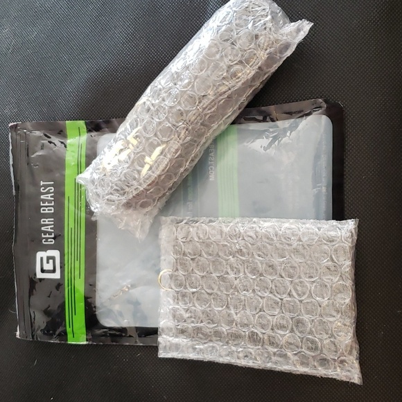 Gear Beast Cell Phone & Credit Card Holder with Crossbody & Wrist Straps in Gray - Picture 9 of 9